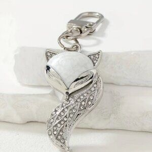 Elegant Silver Fox Keychain